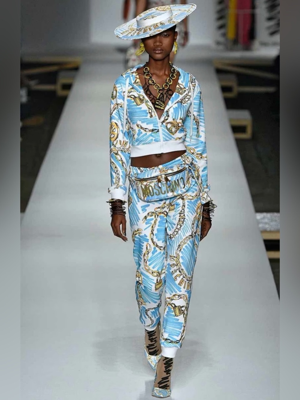 Moschino Couture 2019 Runway Blue & White Chain-Print Joggers w/ Belt Bag Size S